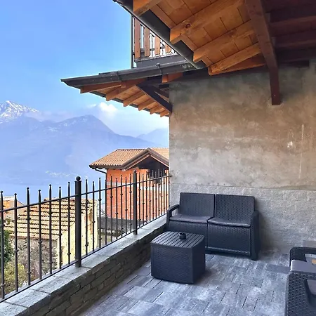 Kate House - View Daire