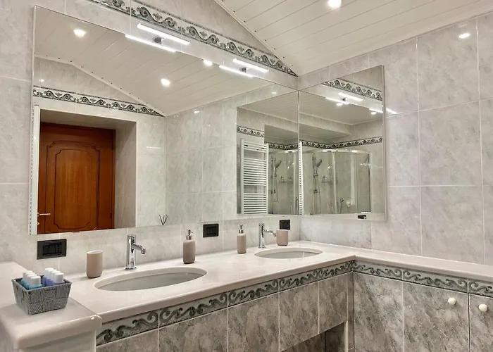 Daire Kate House - View