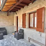 Kate House - View 아파트 Morbio